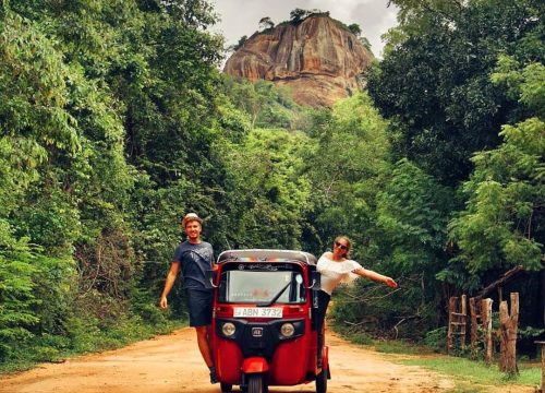 sigiriya tuk